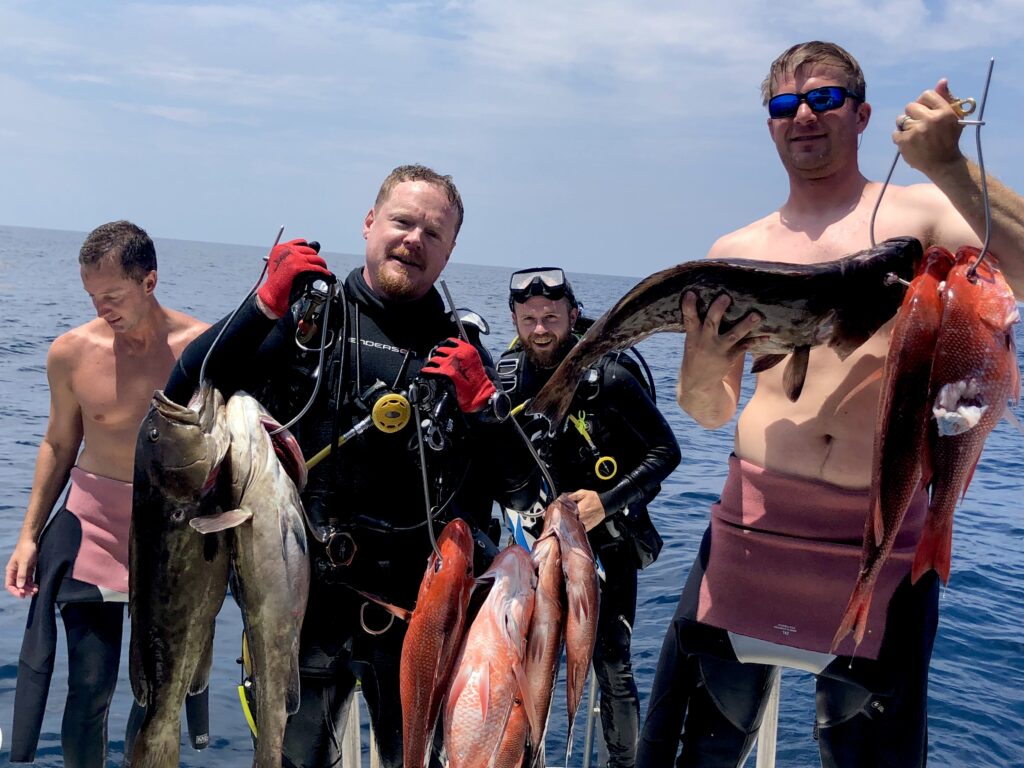 Spearfishing – Batavia Coast Dive
